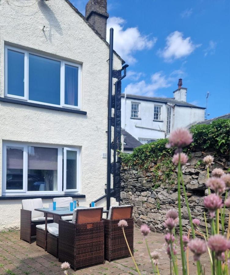 Courtyard Cottage カートメル エクステリア 写真